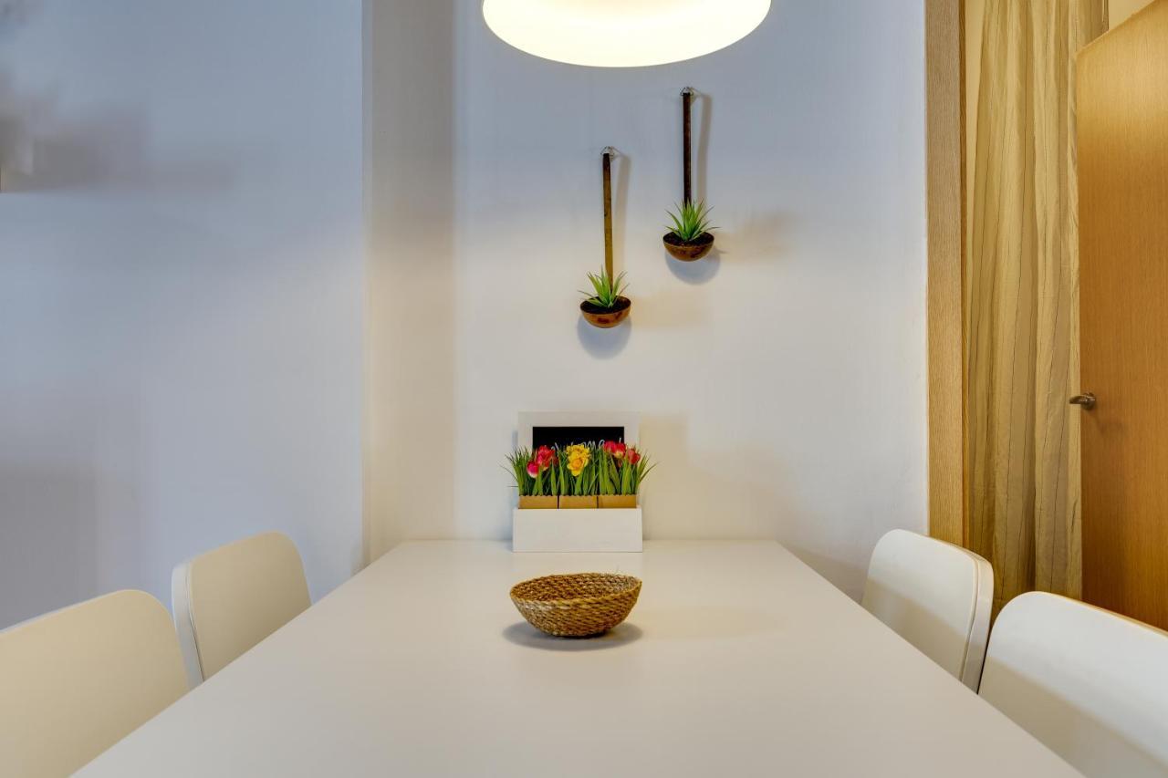 Charming & Convenient Apartment Near Plaza Espanya Barcelona Buitenkant foto